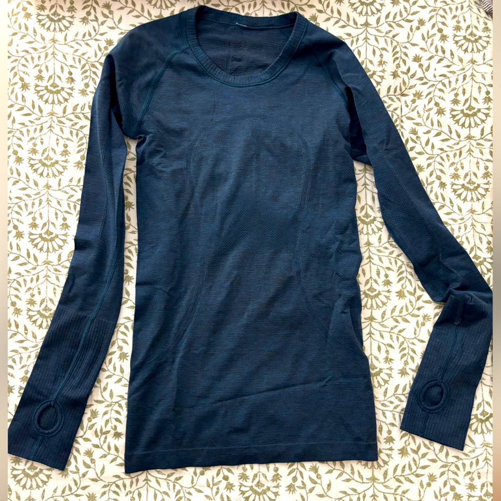 Lululemon long sleeve swiftly sz 4